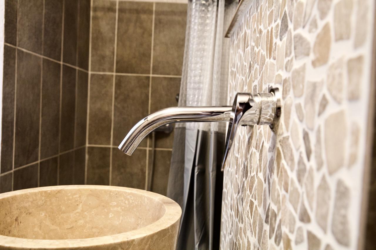 Le Bernon Hotel Connaux Ngoại thất bức ảnh